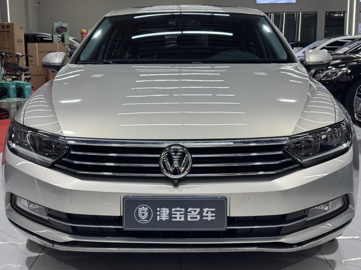 大眾 邁騰  2019款  330TSI DSG 領(lǐng)先型 國VI圖片