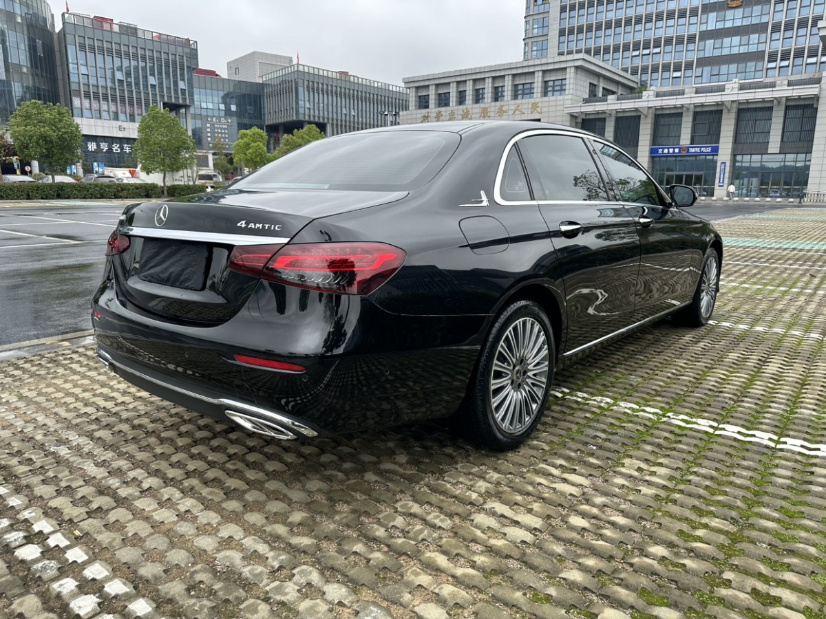 奔馳 奔馳E級  2022款 E 300 L 時尚型圖片