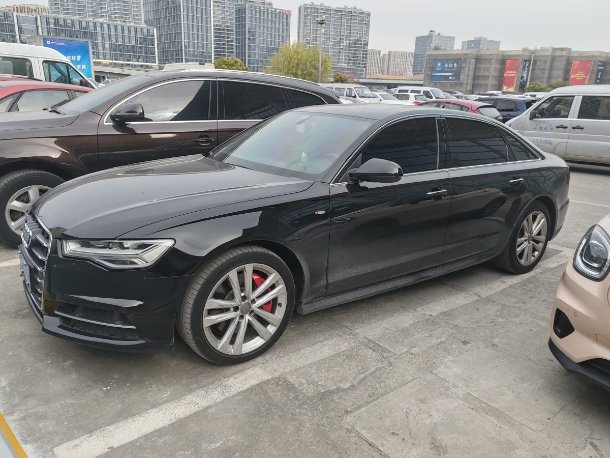 奧迪 奧迪A4L  2018款 30周年年型 45 TFSI quattro 運動型圖片