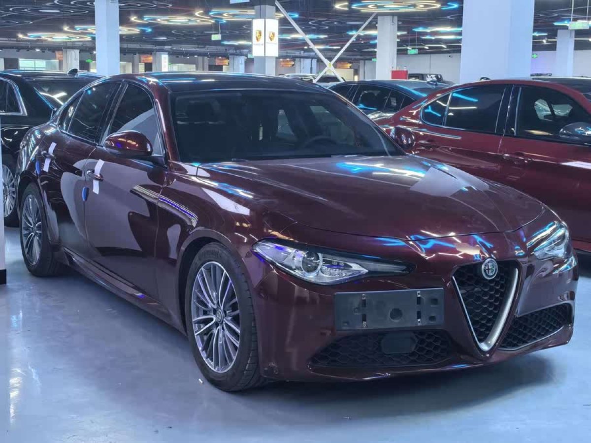 阿爾法·羅密歐 Giulia  2017款 2.0T 280HP 豪華版圖片