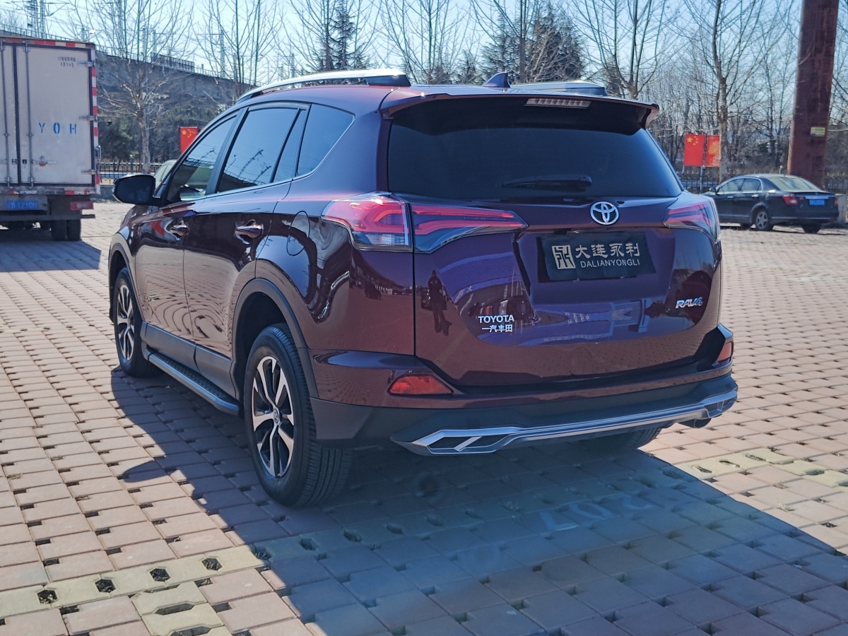 2019年4月豐田 RAV4  2019款 榮放 2.0L CVT兩驅(qū)先鋒版