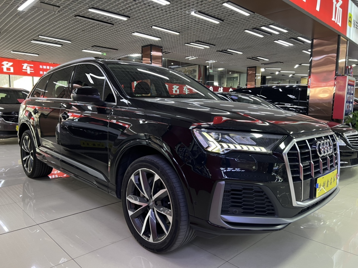 奧迪 奧迪Q7  2020款 55 TFSI quattro S line運(yùn)動(dòng)型圖片