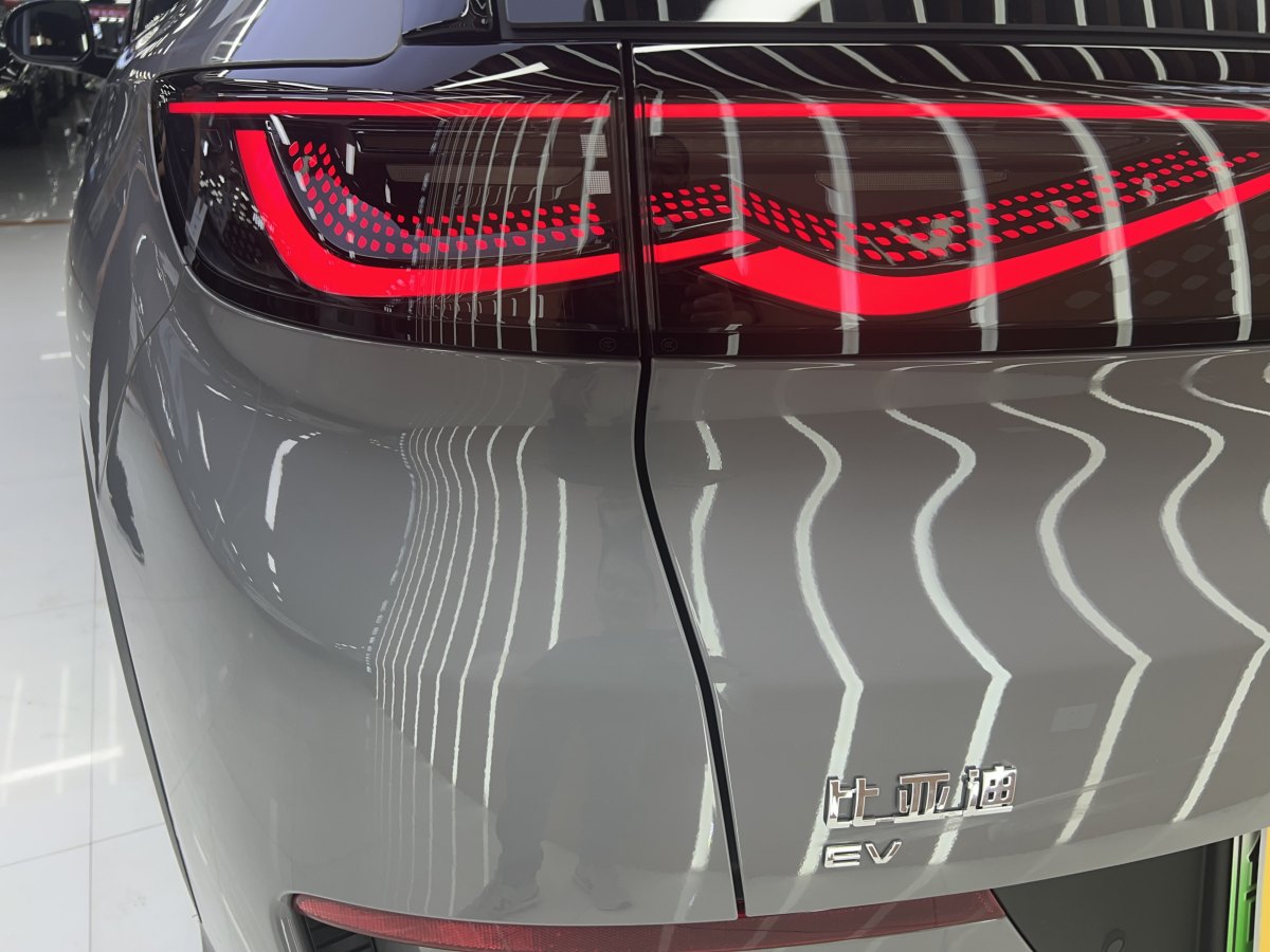 比亞迪 宋PLUS新能源  2025款 EV 智駕版 520km 尊貴型圖片