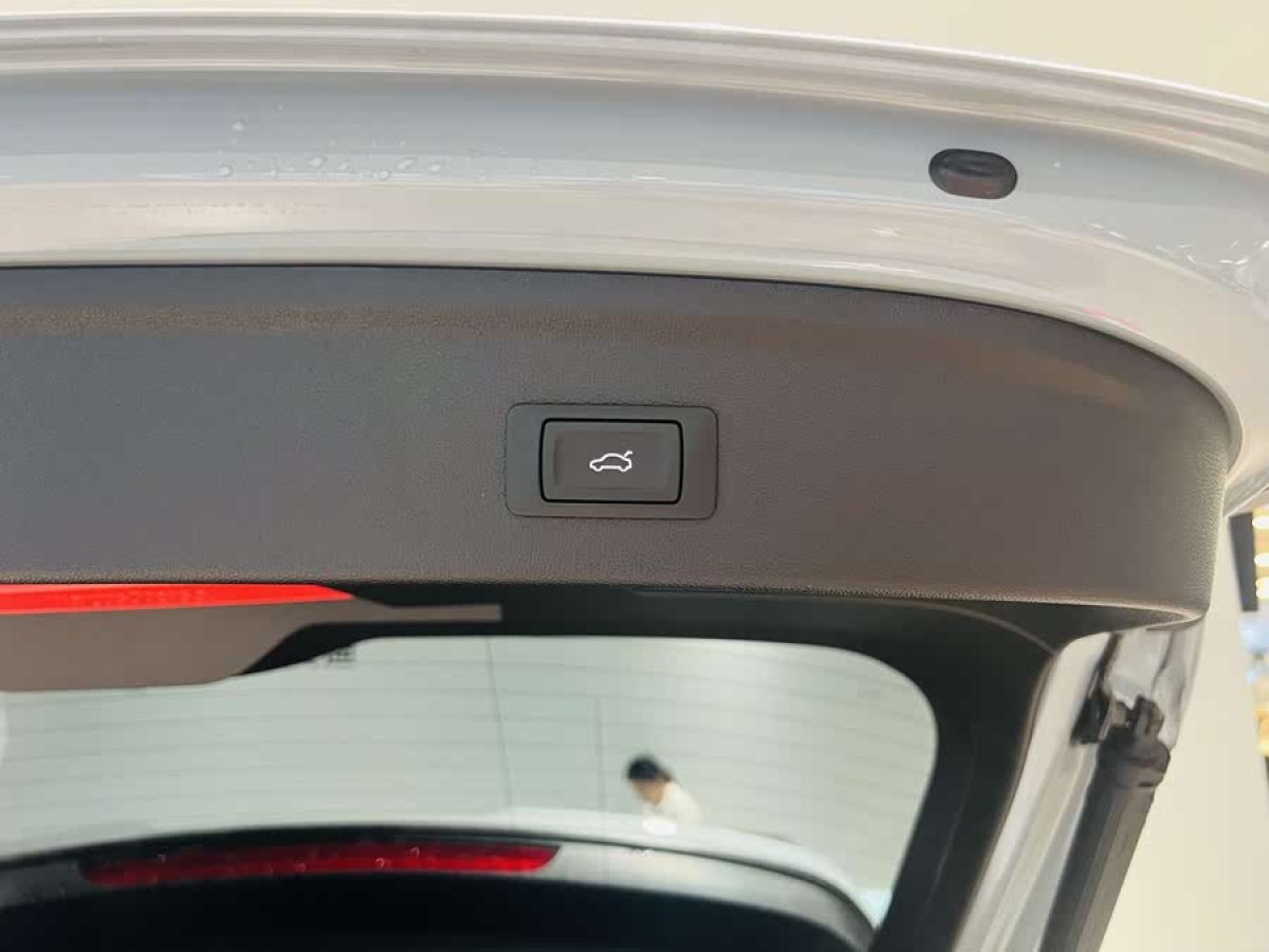 奧迪 奧迪A3  2025款 Sportback 35TFSI 飛馳尊享型圖片