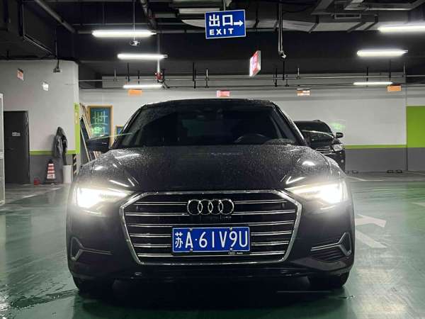 奥迪 奥迪A6L  2023款 45 TFSI quattro 臻选致雅型