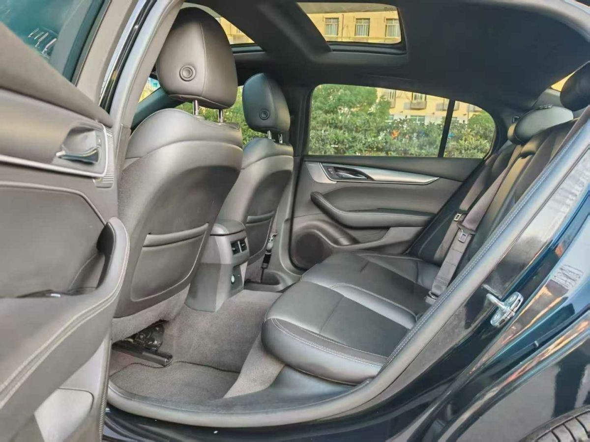 凱迪拉克 XT5  2021款 2.0T 兩驅(qū)豪華型圖片