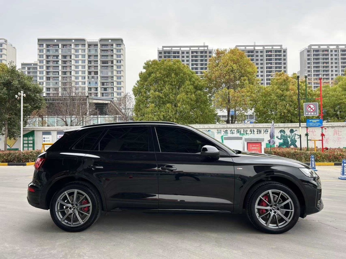 奧迪 奧迪Q5L  2022款 40T 時尚動感型圖片