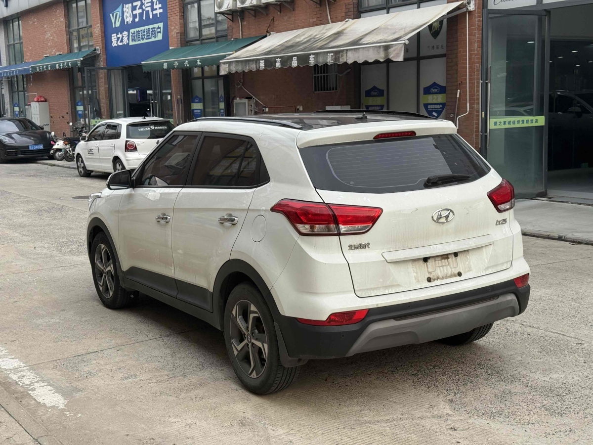 現(xiàn)代 ix25  2017款 1.6L 自動智能型圖片