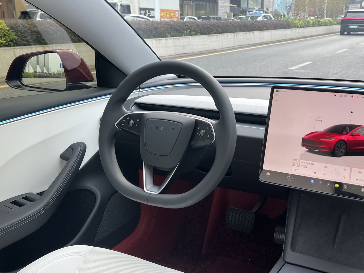 特斯拉 Model 3  2023款 煥新版 后輪驅(qū)動圖片