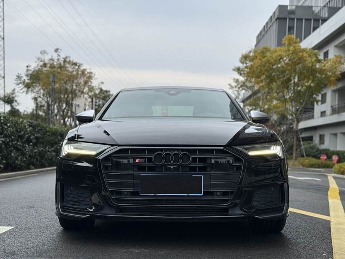 奧迪 奧迪A6L  2022款 45 TFSI 臻選致雅型圖片