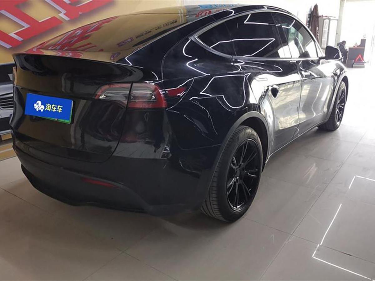 特斯拉 Model 3  2022款 后輪驅(qū)動版圖片