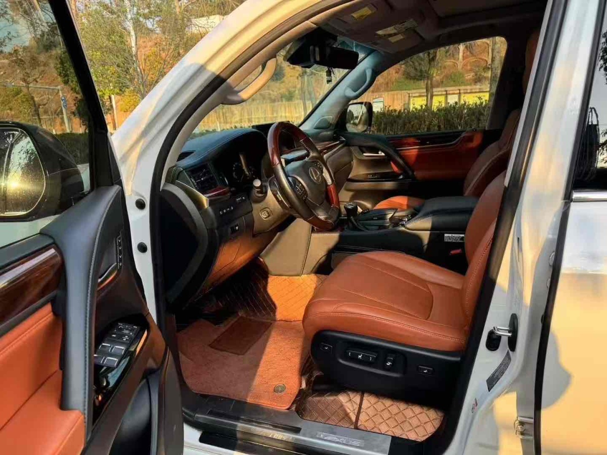 雷克薩斯 LX  2015款 LX570 中東版圖片