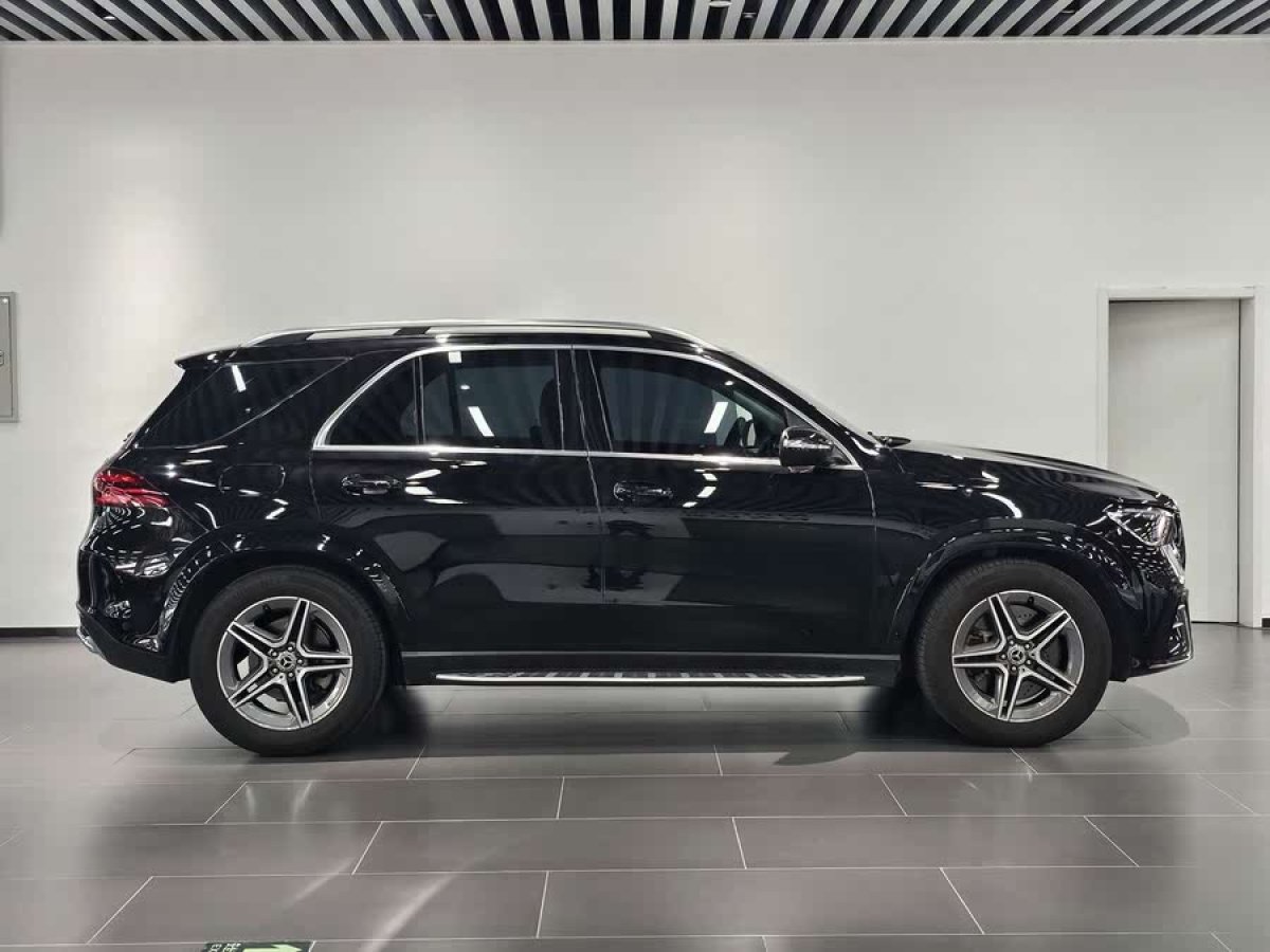 奔馳 奔馳GLE  2024款 改款 GLE 450 4MATIC 動(dòng)感型圖片