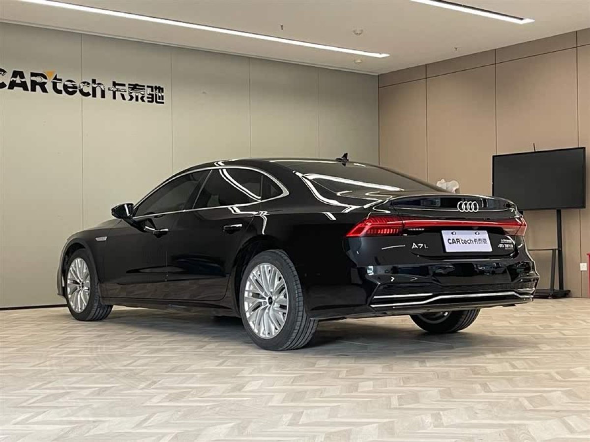 奧迪 奧迪A7L  2024款 45TFSI S-line 筑夢型 流晶套裝圖片