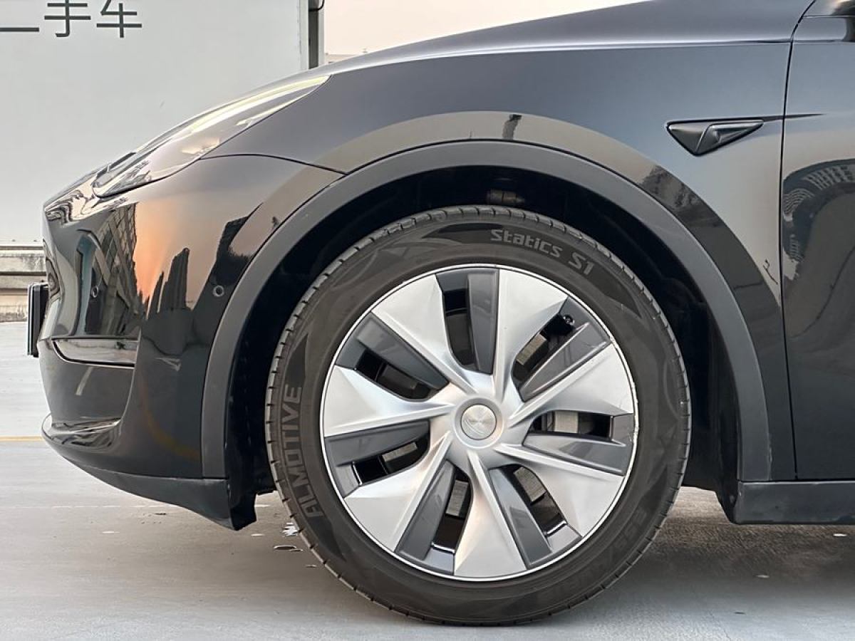 特斯拉 Model 3  2021款 改款 標(biāo)準(zhǔn)續(xù)航后驅(qū)升級(jí)版圖片