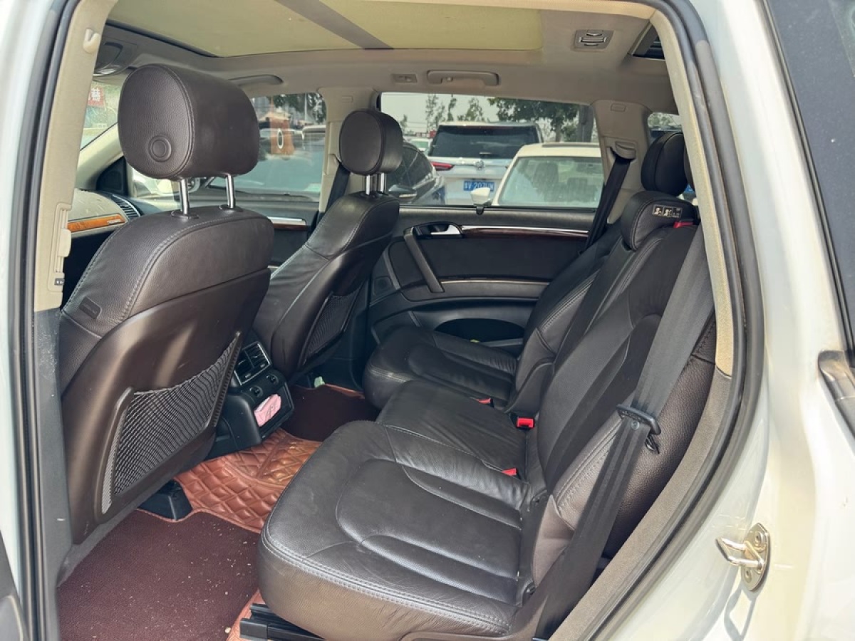 奧迪 奧迪Q7  2014款 35 TFSI 進取型圖片
