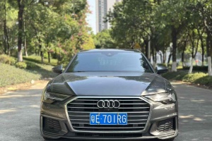 奥迪A6L 奥迪 改款 40 TFSI 豪华动感型