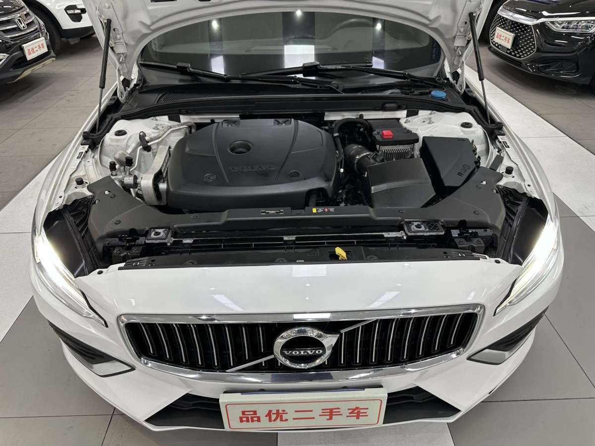 沃爾沃 S60L  2021款 T4 智逸豪華版圖片