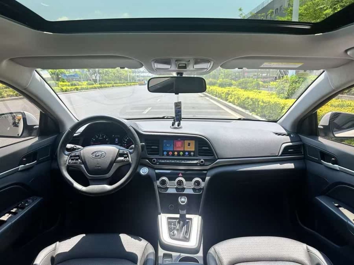 現(xiàn)代 領(lǐng)動  2019款 1.5L CVT智炫?精英型圖片