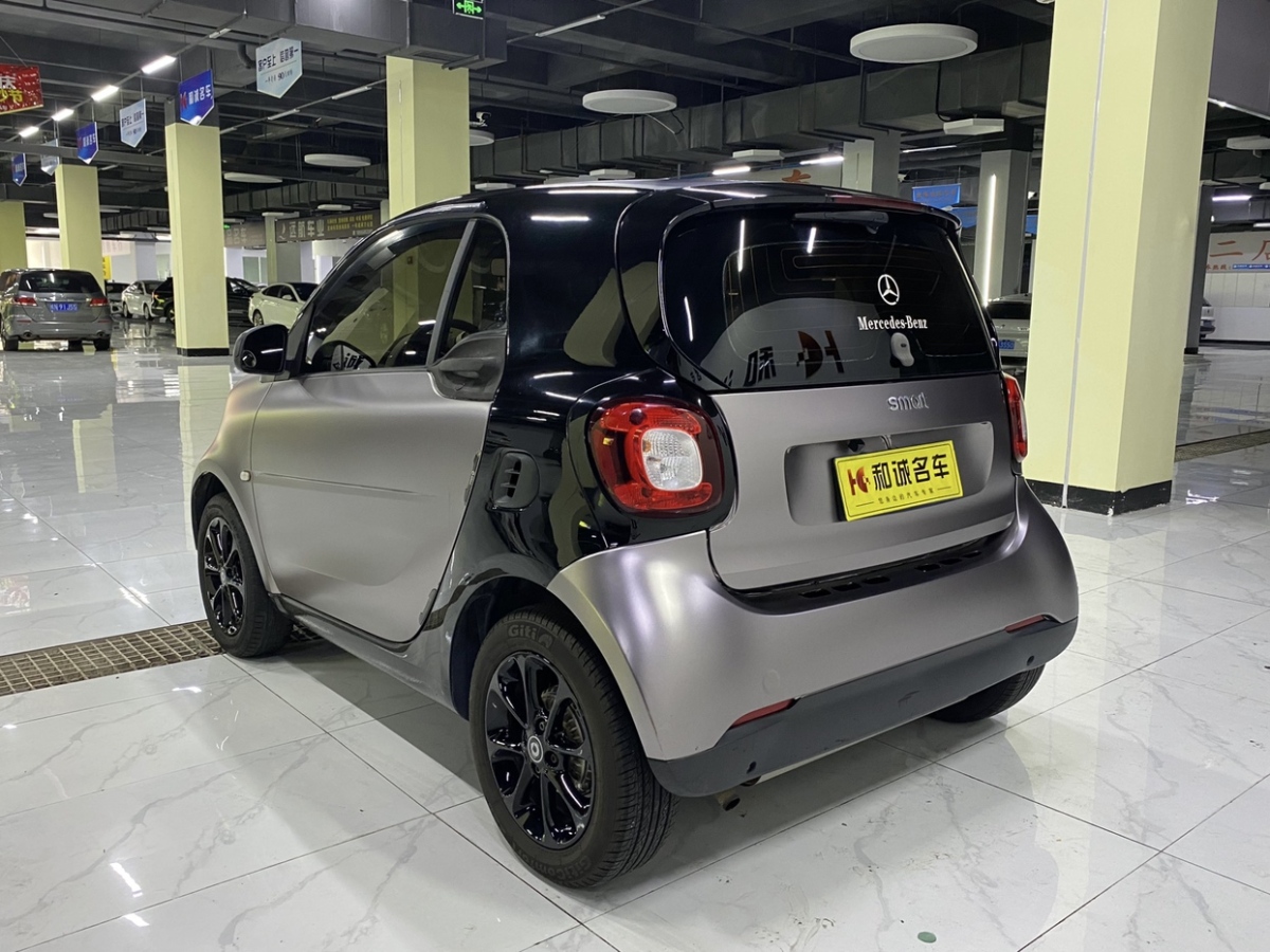 smart fortwo  2015款 1.0L 52千瓦硬頂靈動(dòng)版圖片