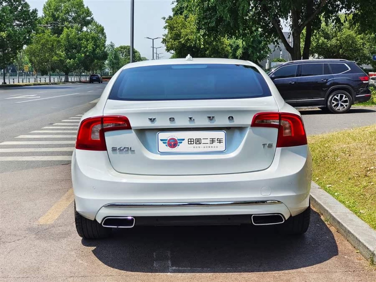 沃爾沃 S60  2016款 S60L 2.0T T5 智馭版圖片