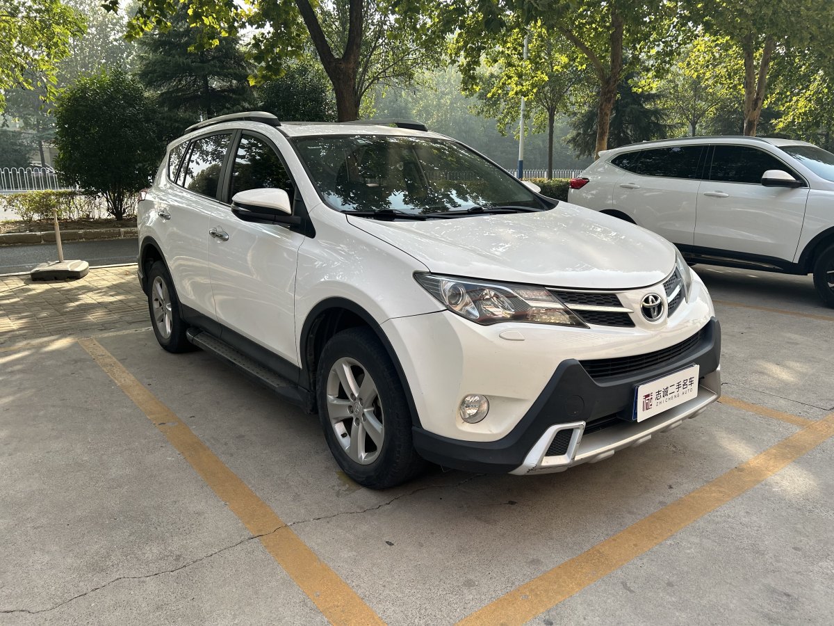 2014年10月豐田 RAV4  2016款 榮放 2.5L精英版