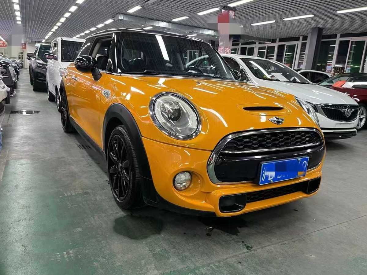 2017年11月MINI CLUBMAN  2016款 改款 2.0T COOPER S