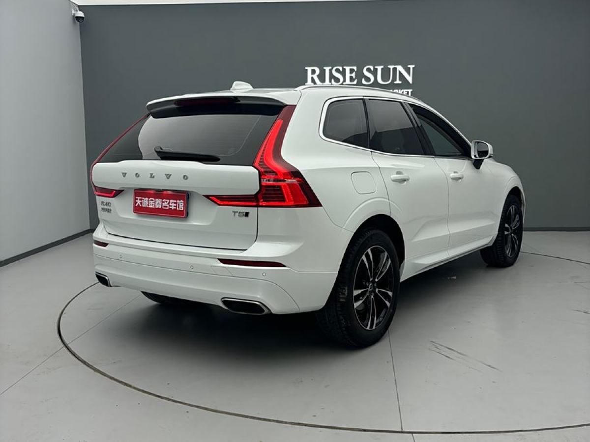 沃爾沃 XC60  2019款  T5 四驅(qū)智遠(yuǎn)版 國(guó)VI圖片