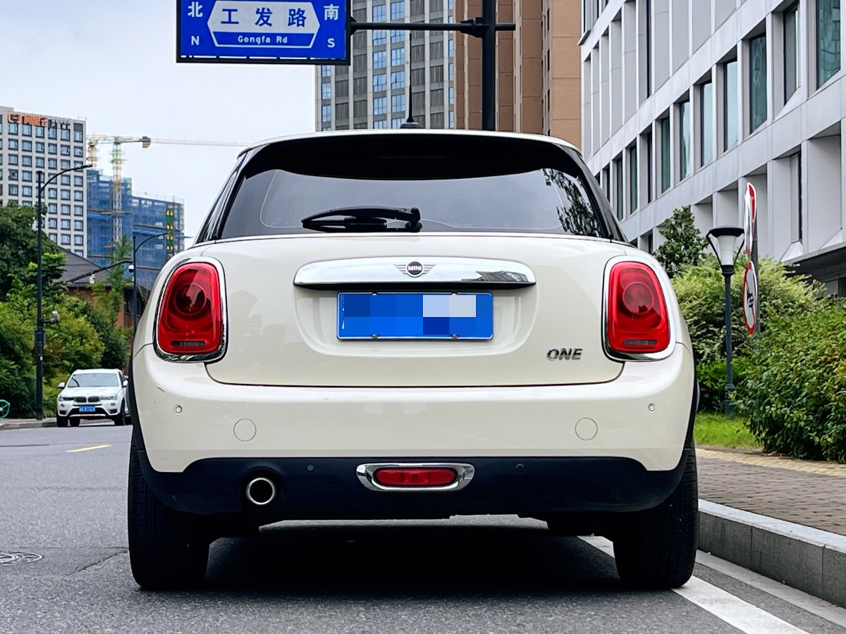 MINI MINI  2020款 1.5T ONE 五门版图片