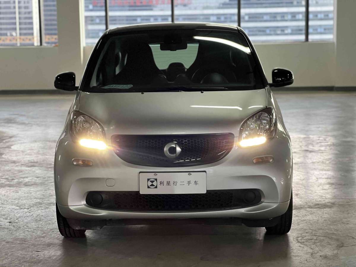 smart fortwo  2015款 1.0L 52千瓦硬頂激情版圖片