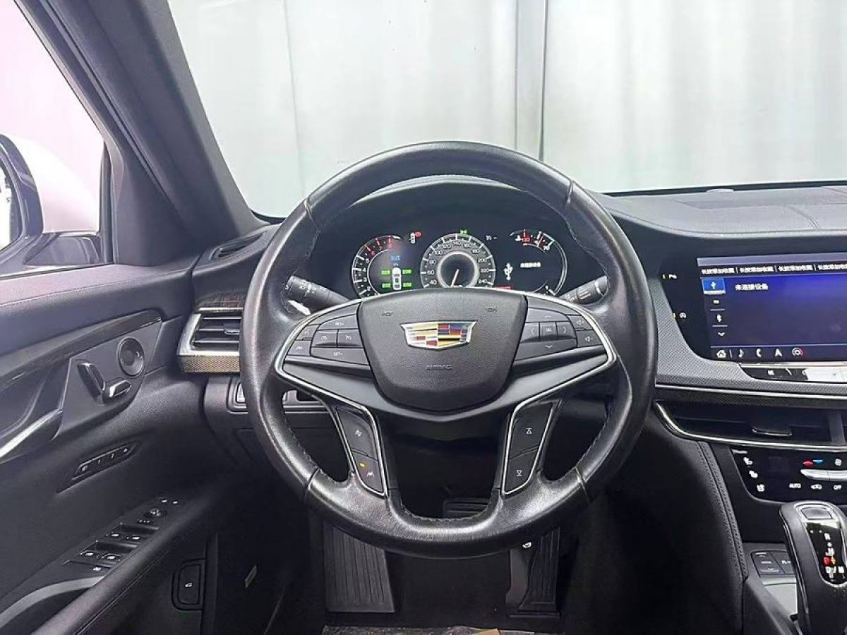 凱迪拉克 CT6  2019款 28T 豪華型圖片