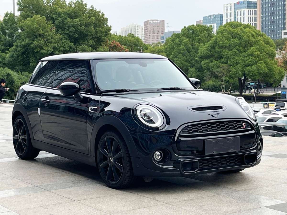 MINI MINI  2021款 2.0T COOPER S 叁柒號紀念版圖片