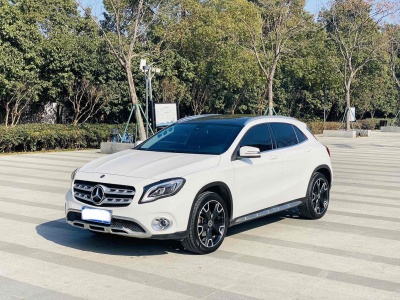 2017年11月 奔馳 奔馳GLA GLA 220 4MATIC 時(shí)尚型圖片