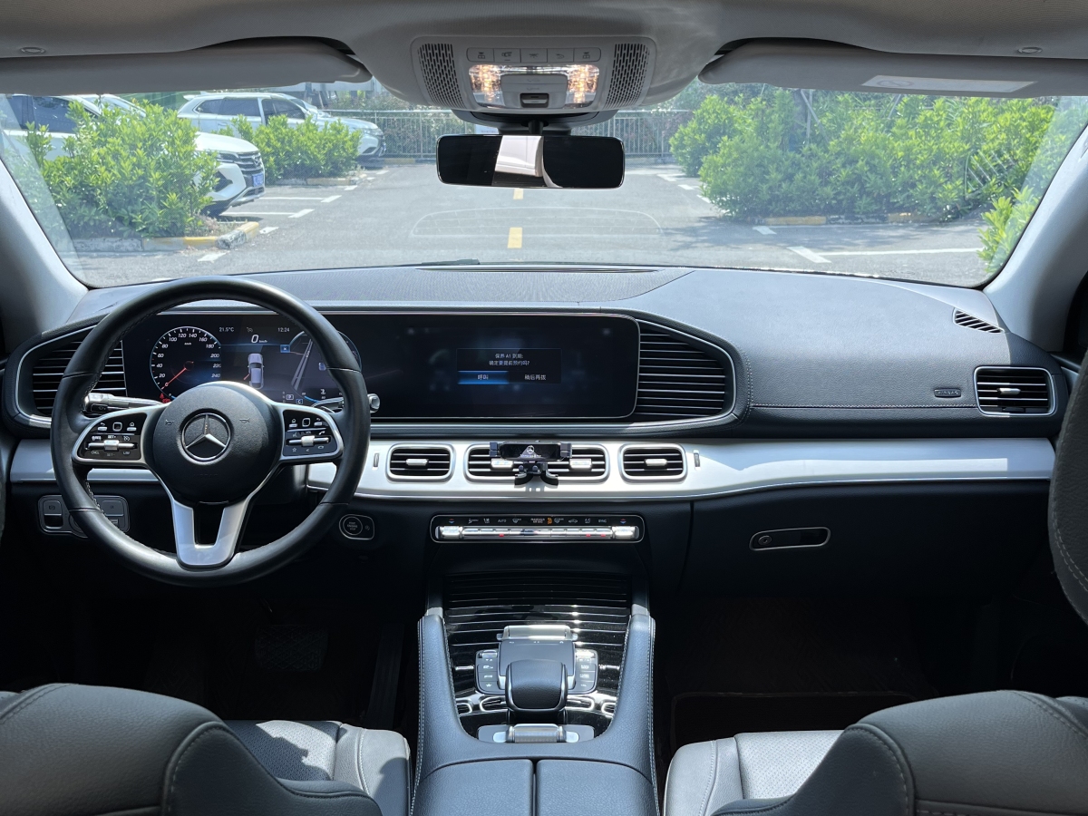奔驰 奔驰GLE  2022款 改款 GLE 350 4MATIC 豪华型图片