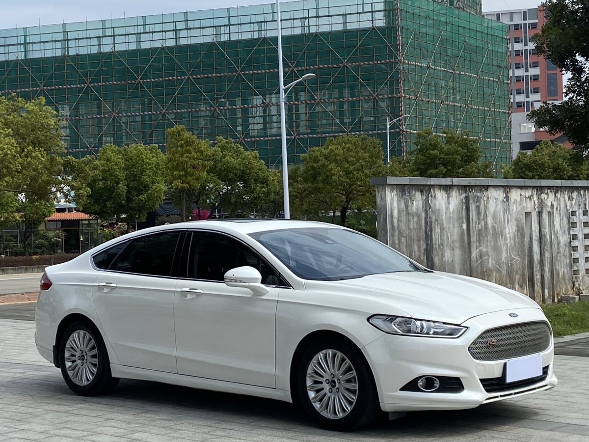 福特 蒙迪歐  2013款 2.0L GTDi200時(shí)尚型圖片