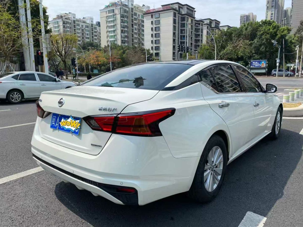 日產(chǎn) 天籟  2019款 2.0L XE 時尚版圖片