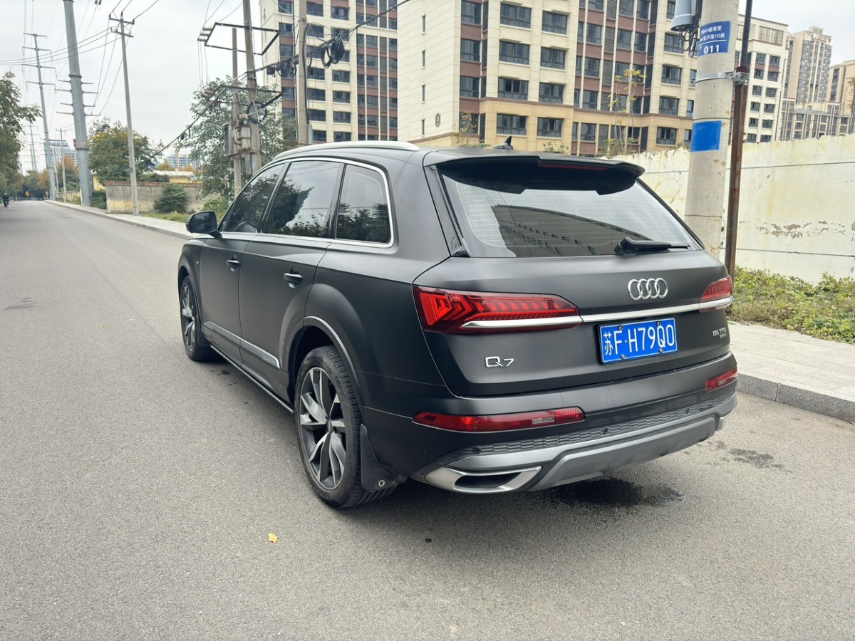 奧迪 奧迪Q7  2020款 55 TFSI quattro 至尊專享版圖片