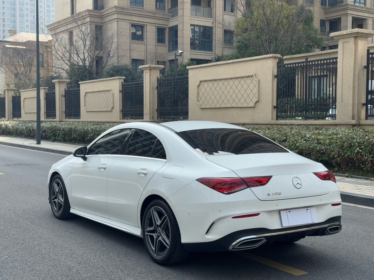 奔馳 奔馳CLA級(jí)  2022款 CLA 200圖片