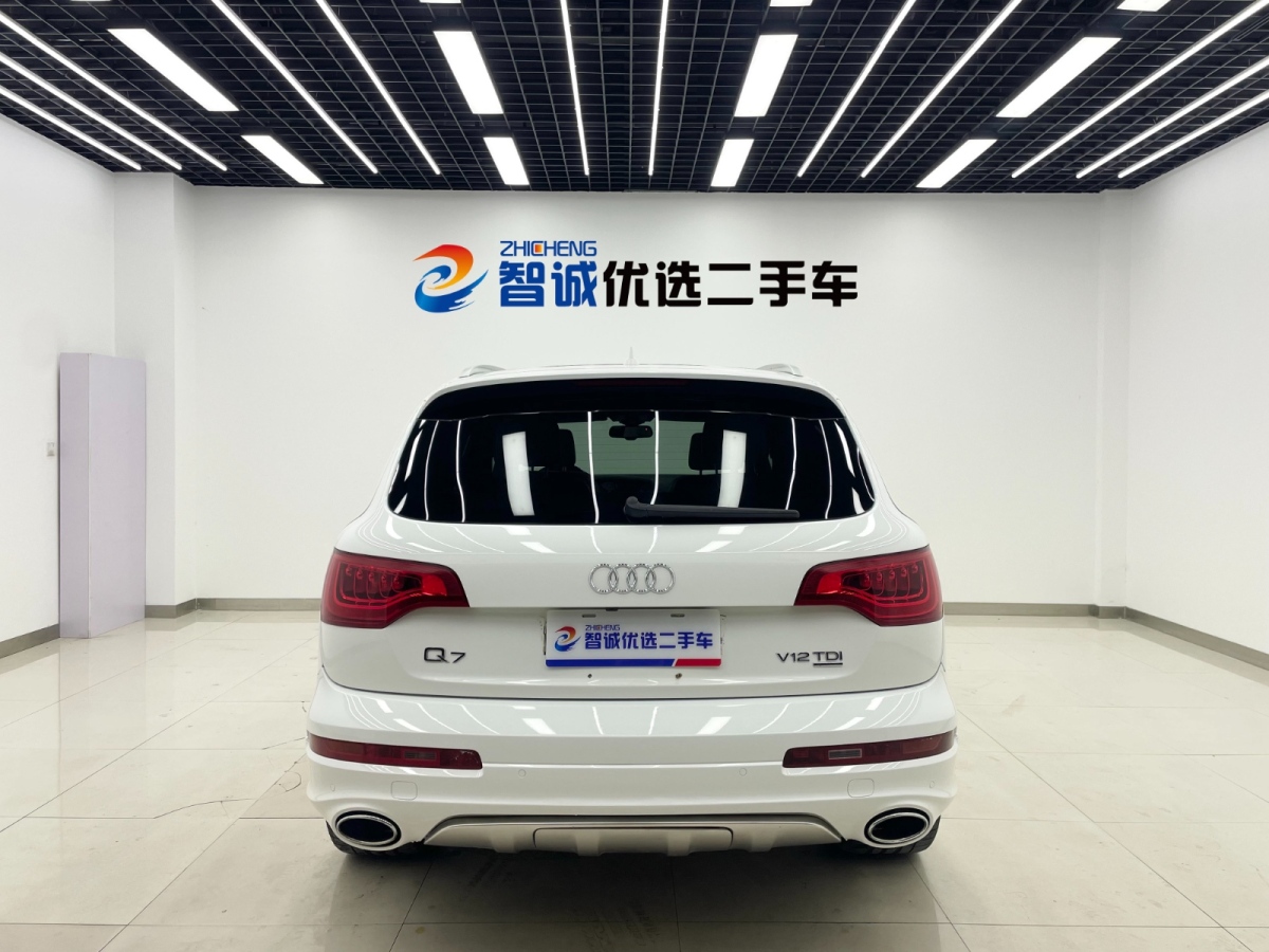 奧迪 奧迪Q7  2012款 6.0 V12 TDI 旗艦型圖片