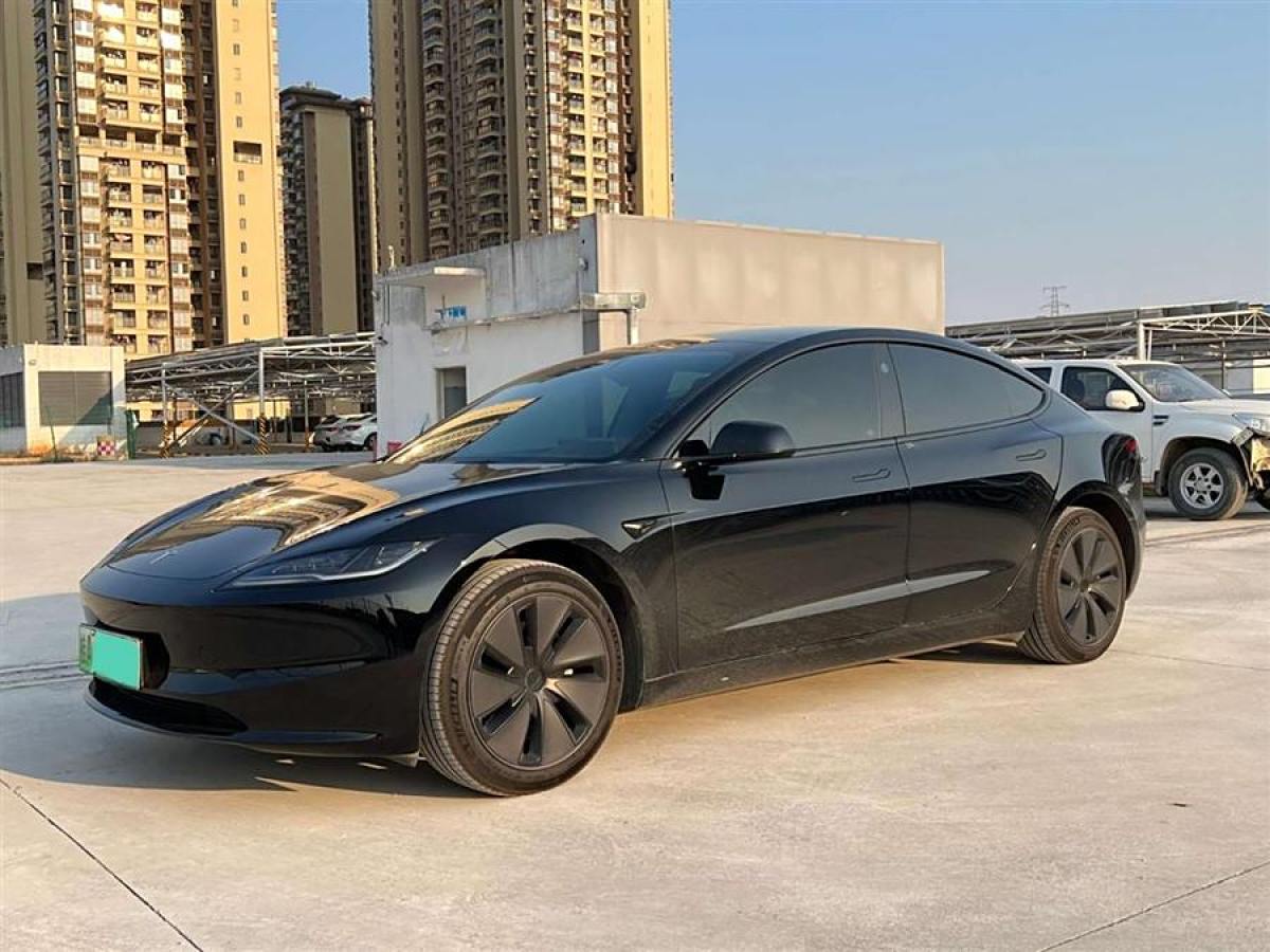 特斯拉 Model Y  2023款 后輪驅(qū)動(dòng)版圖片