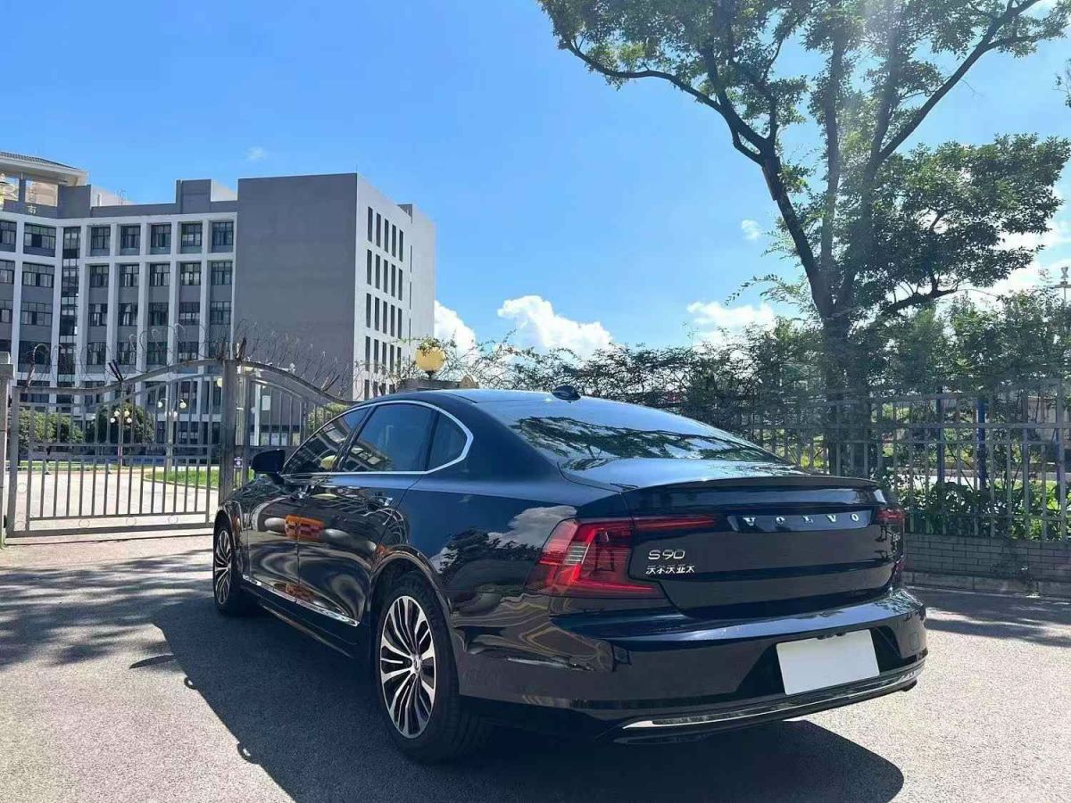 沃爾沃 S90  2021款 B4 基本型圖片