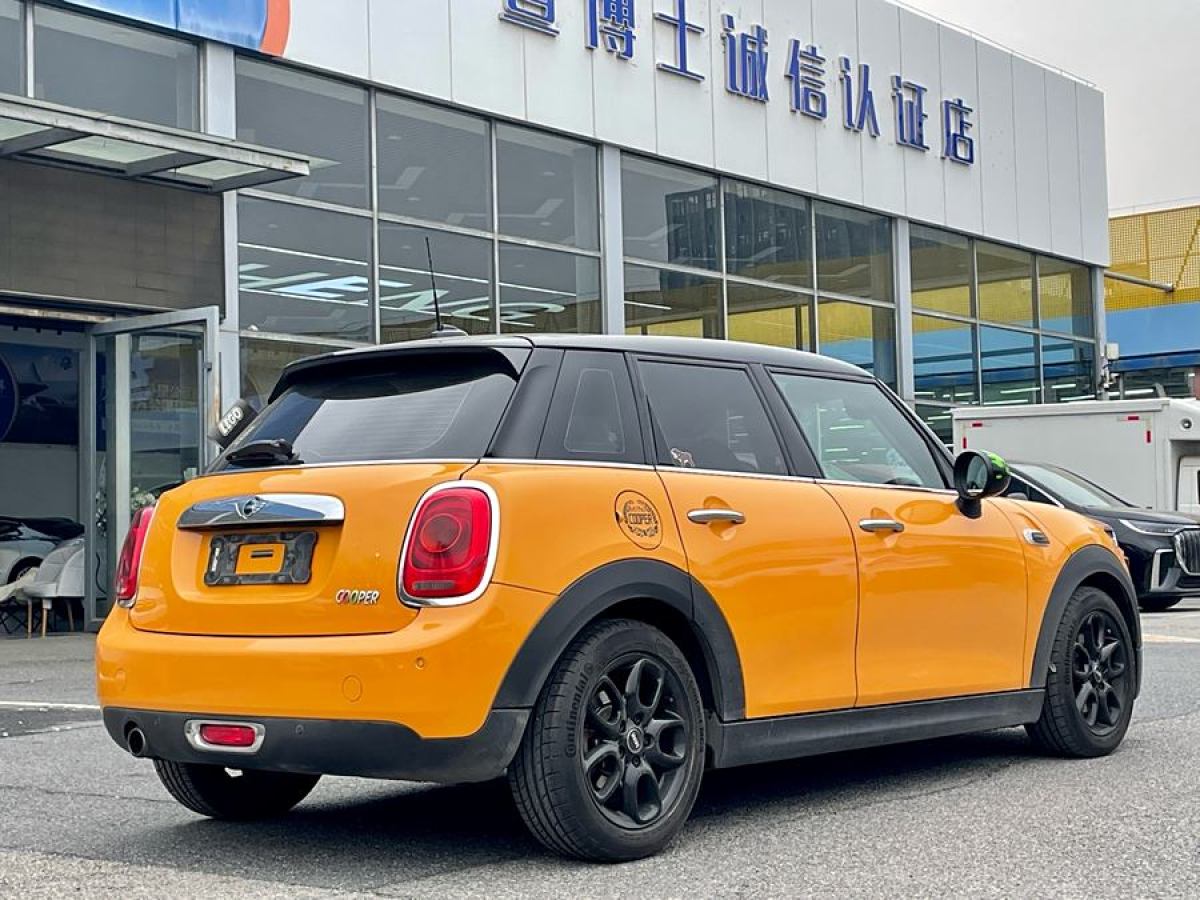 MINI MINI  2015款 1.5T COOPER Excitement 五門版圖片