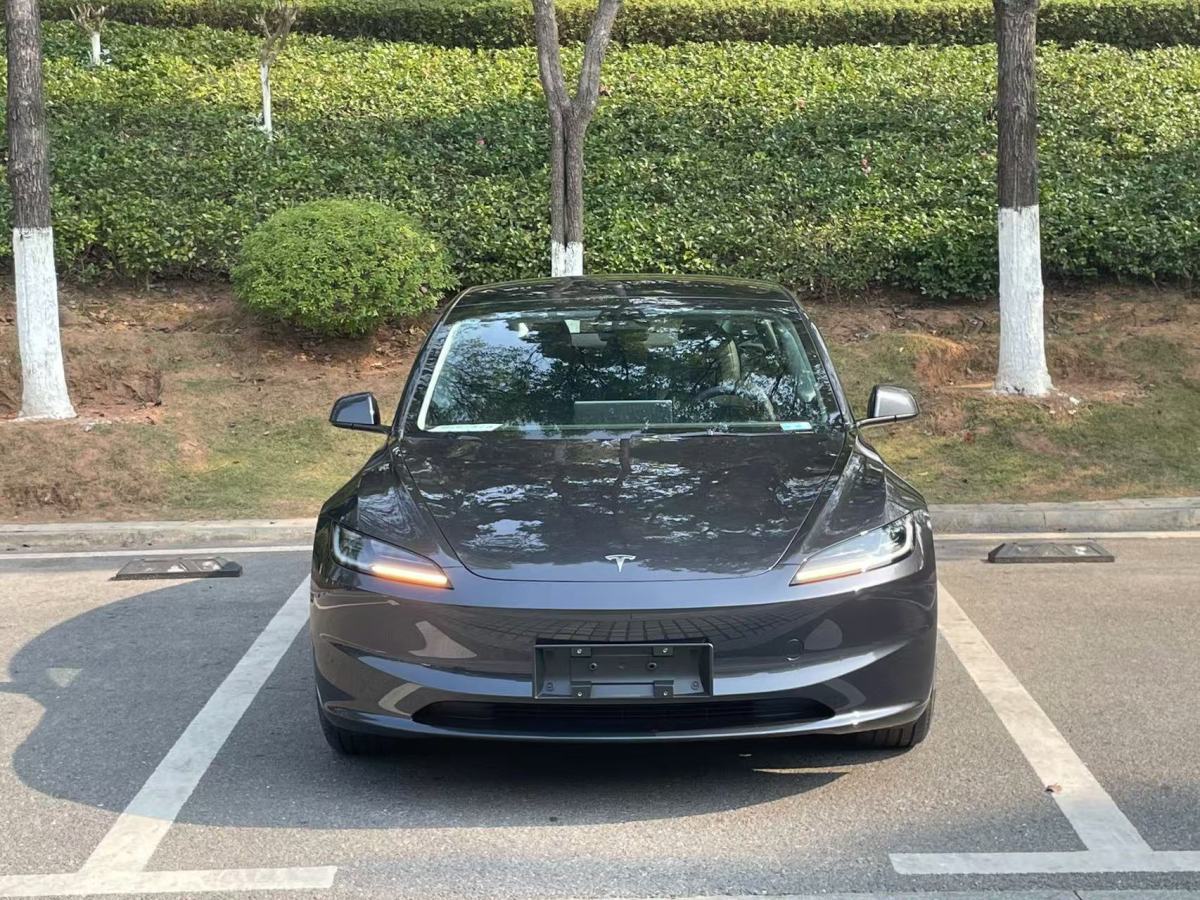 特斯拉 Model Y  2023款 后輪驅(qū)動(dòng)版圖片