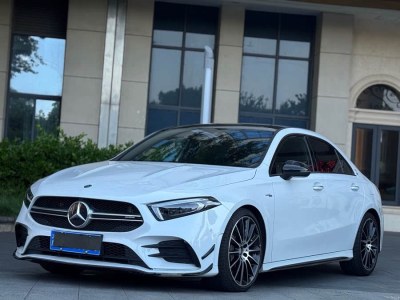 2020年12月 奔馳 奔馳A級(jí)AMG AMG A 35 4MATIC圖片
