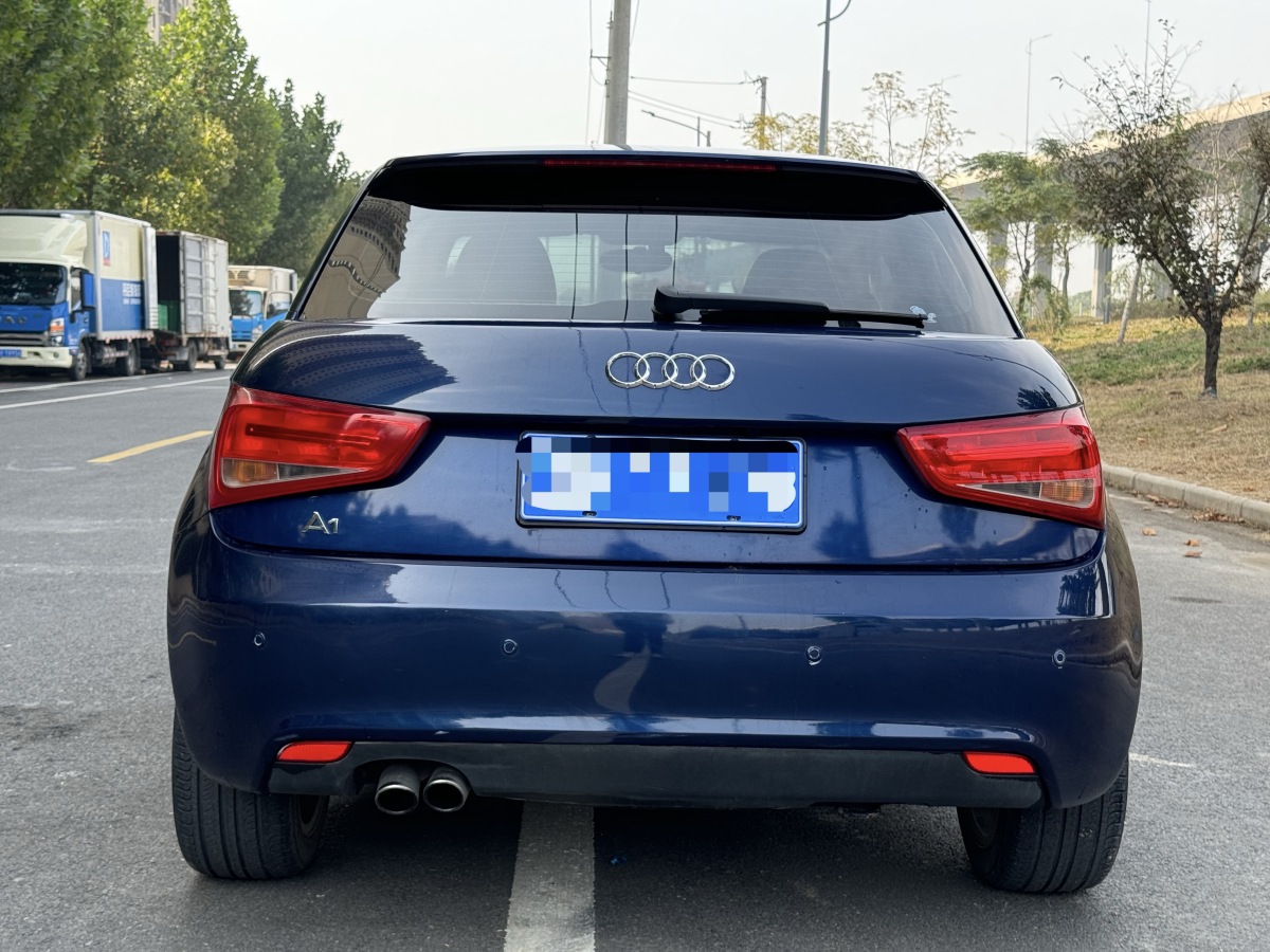 奧迪 奧迪A1  2014款 30 TFSI 時尚型圖片