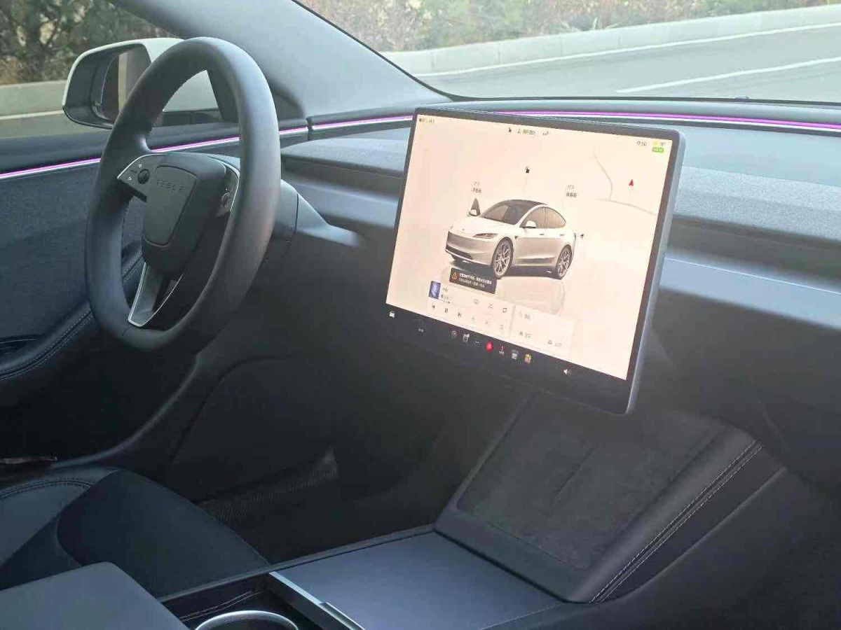 特斯拉 Model 3  2023款 煥新版 后輪驅動圖片