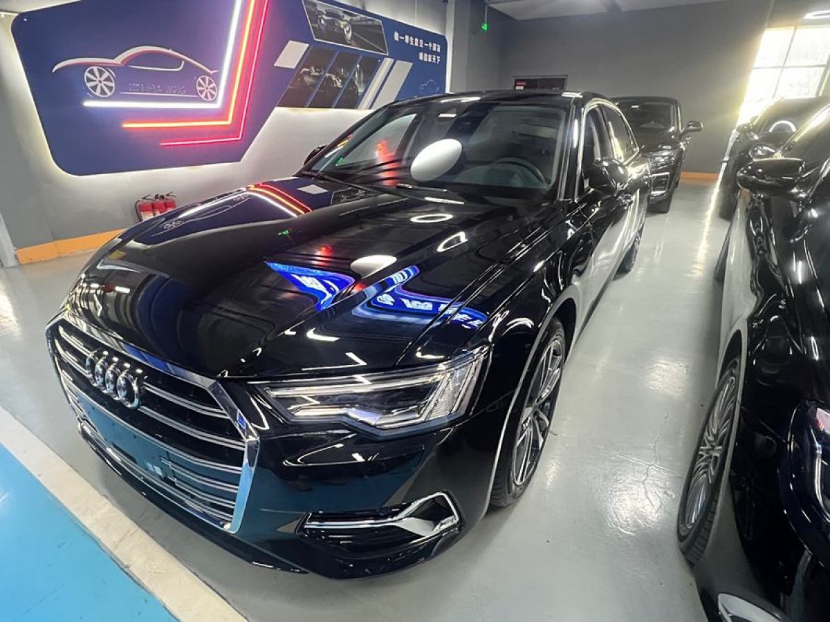 奧迪 奧迪A6L  2021款 45 TFSI quattro 臻選動(dòng)感型圖片