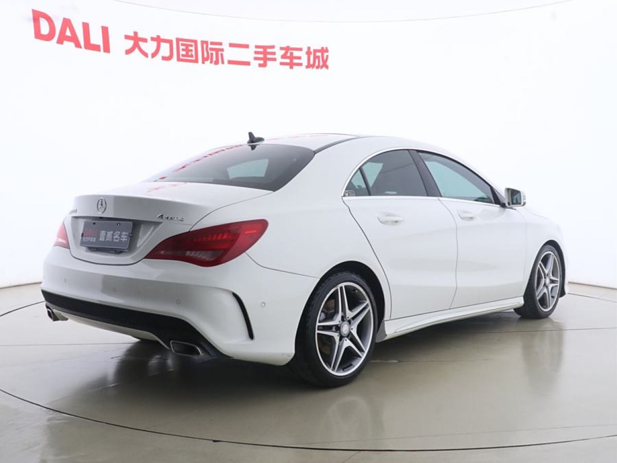 2016年4月奔馳 奔馳CLA級(jí)  2015款 CLA 220 4MATIC