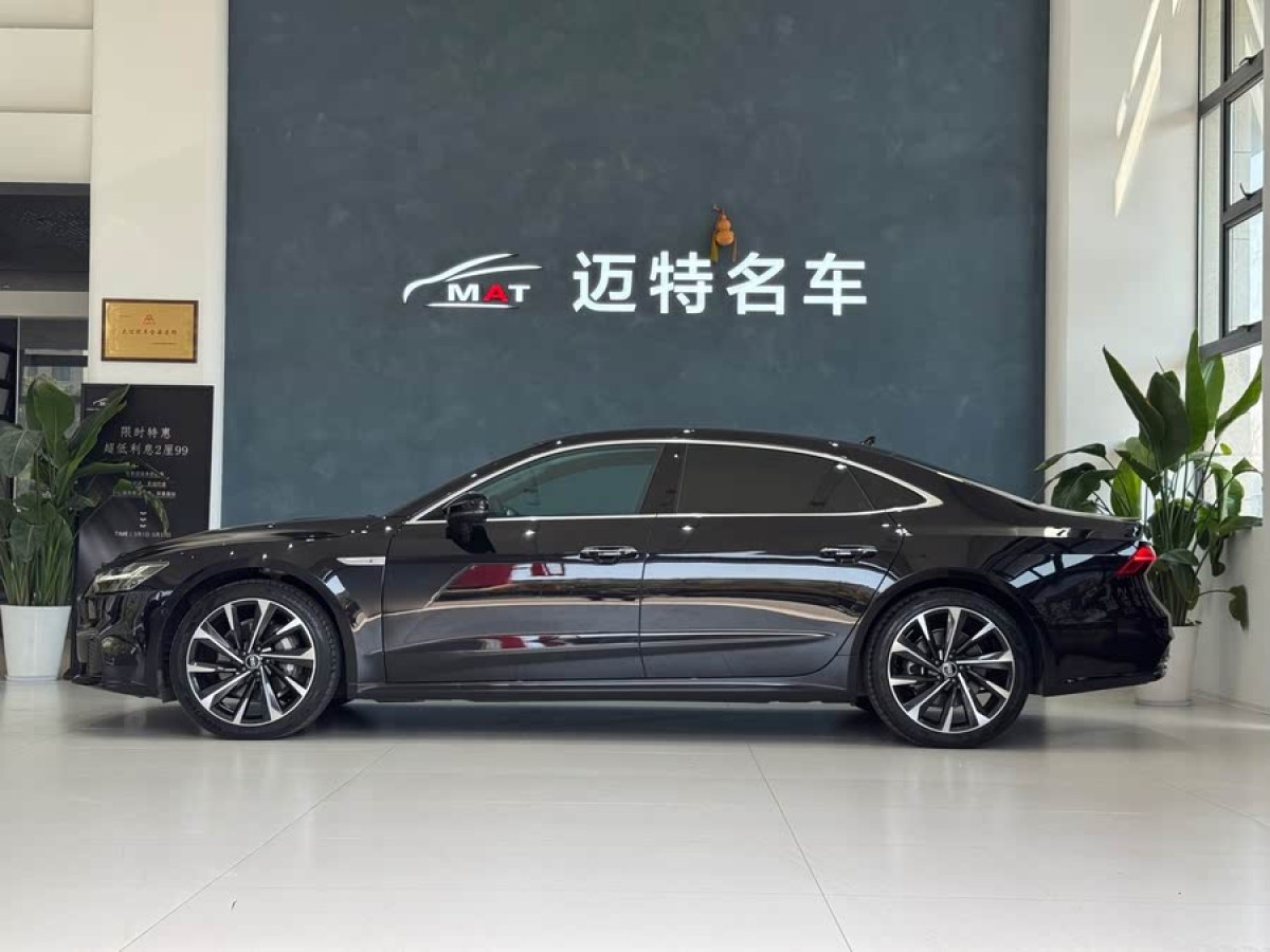 2023年6月奧迪 奧迪A7L  2022款 45 TFSI S-line 筑夢青春版