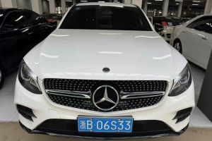 奔馳C級 奔馳 C 300 轎跑車